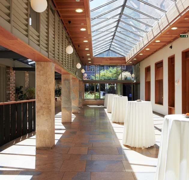 Orangery & Courtyard at No.11 Cavendish Square, photo 3