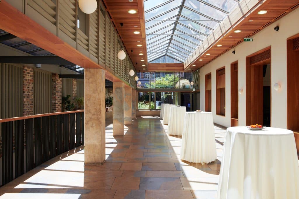 Orangery & Courtyard at No.11 Cavendish Square, photo 1