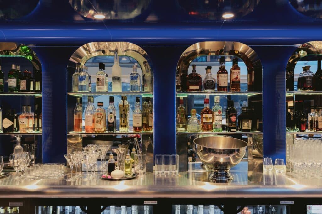 Glass Room Boat, photo 6