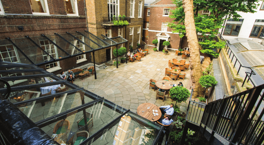 In and Out Club Courtyard, photo 8