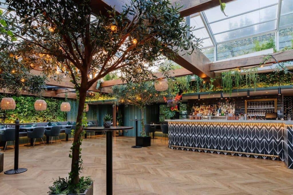 Century Club Roof Terrace, photo 1