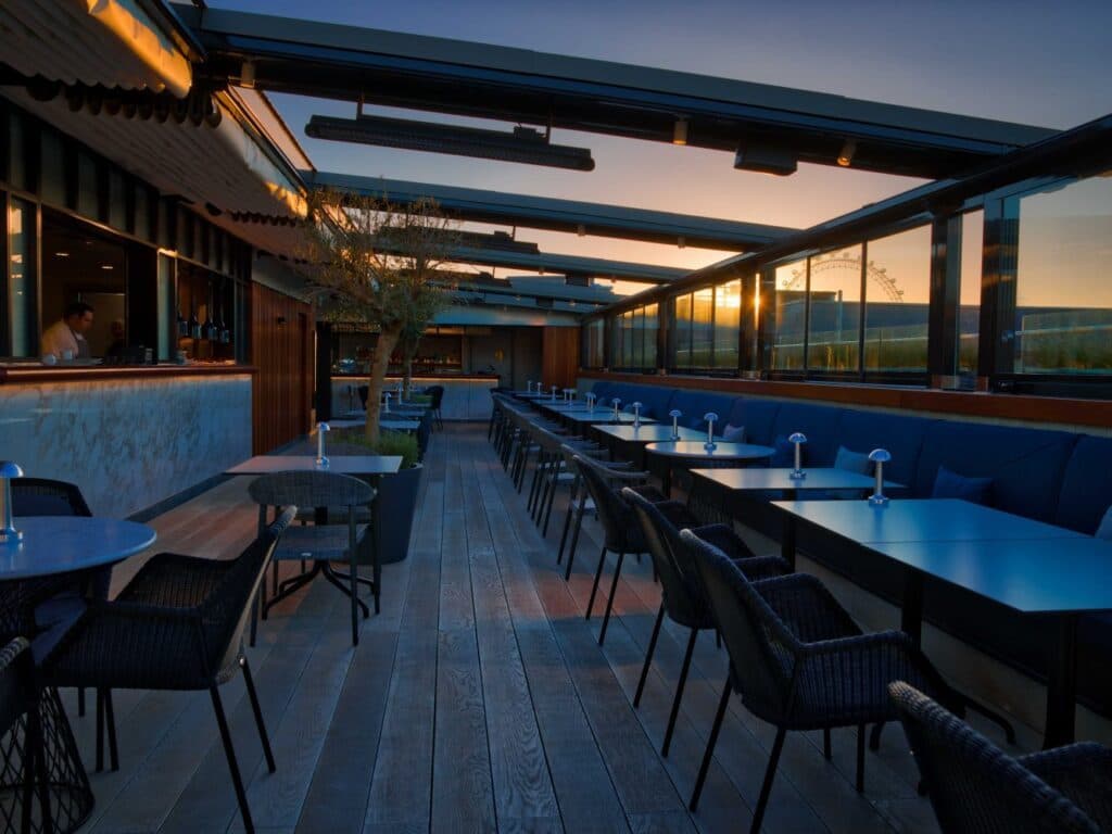 Trafalgar St James The Rooftop Whole Venue, photo 2