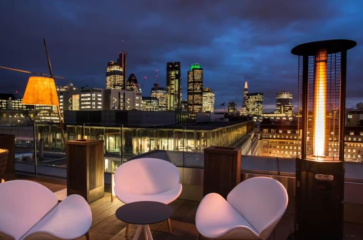 9th Floor Exclusive at Aviary Rooftop Bar & Restaurant, photo 1