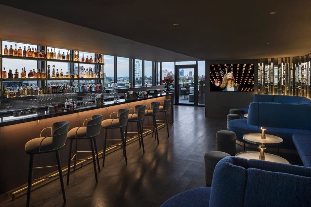 AMANO Rooftop Bar, photo 2