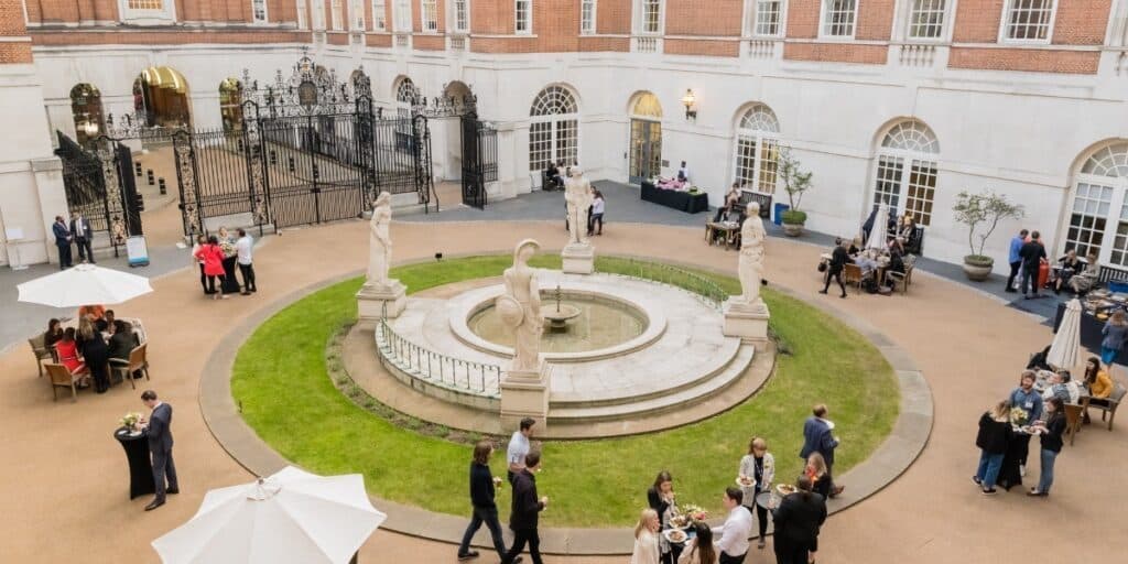 BMA House Courtyard, photo 2
