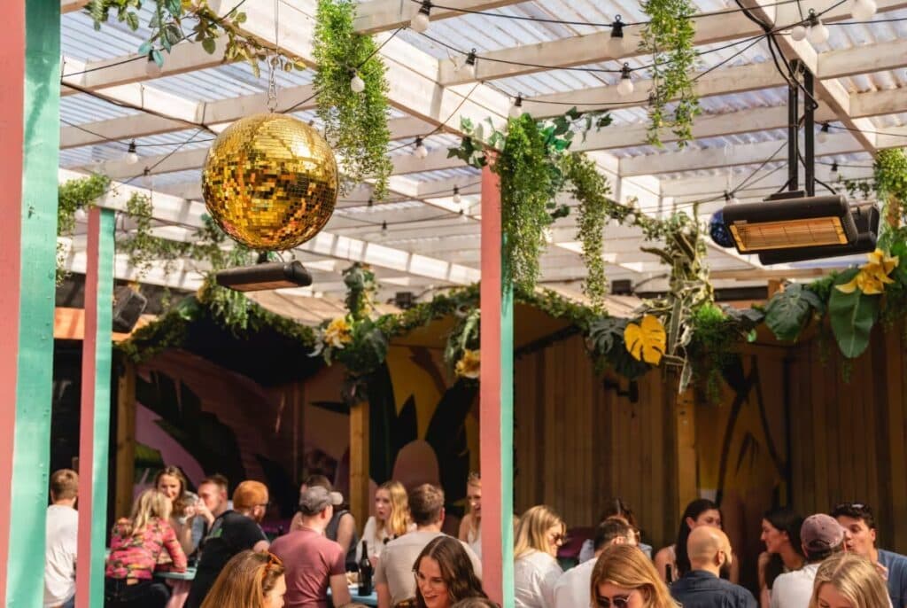 Courtyard at Brixton Jamm, photo 2