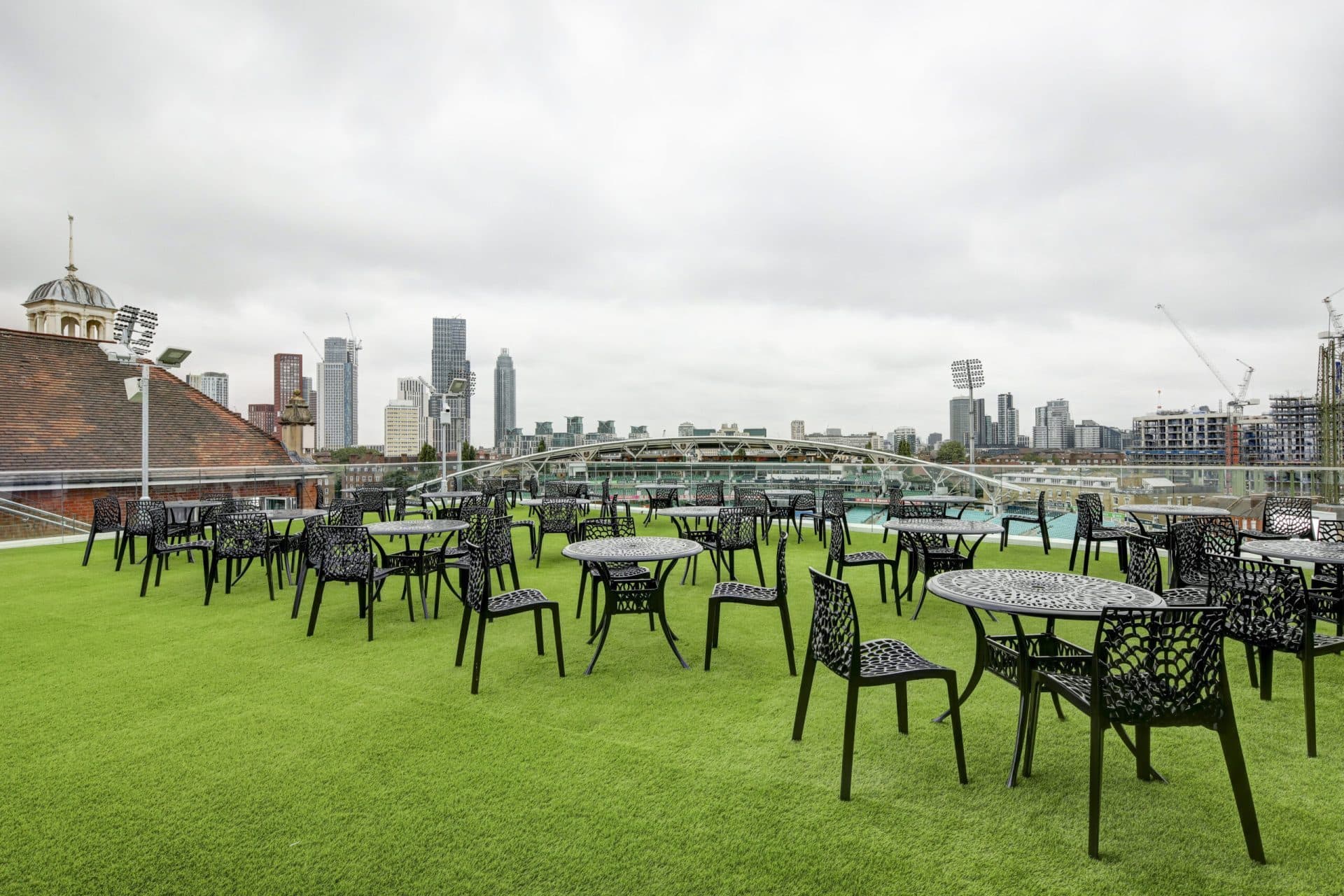 Kia Oval Sylvester's Bar, photo 2