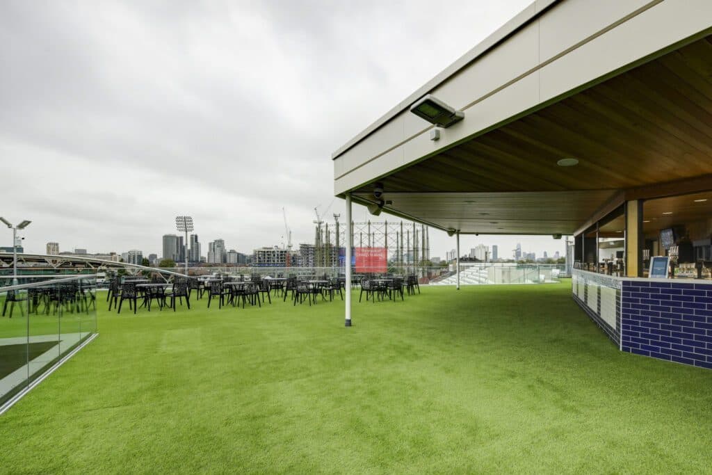 Kia Oval Sylvester's Bar, photo 3