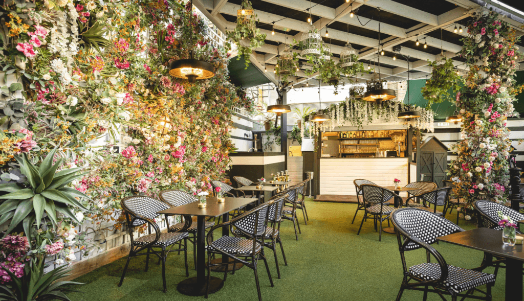 Mr Fogg's Secret Garden, photo 7