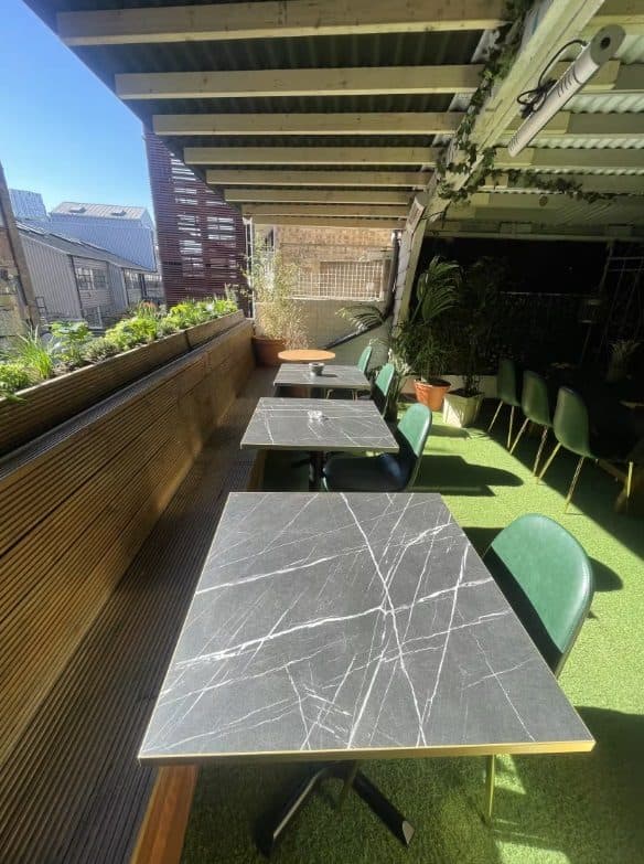 Pineapple Xpress Rooftop Bar, photo 3