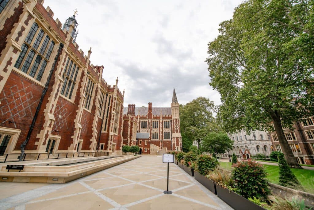 Lincoln's Inn East Terrace, photo 3