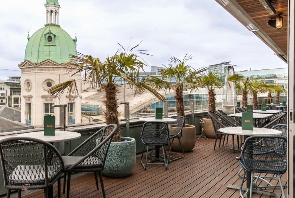 Smiths of Smithfield Rooftop Bar and Terrace, photo 1