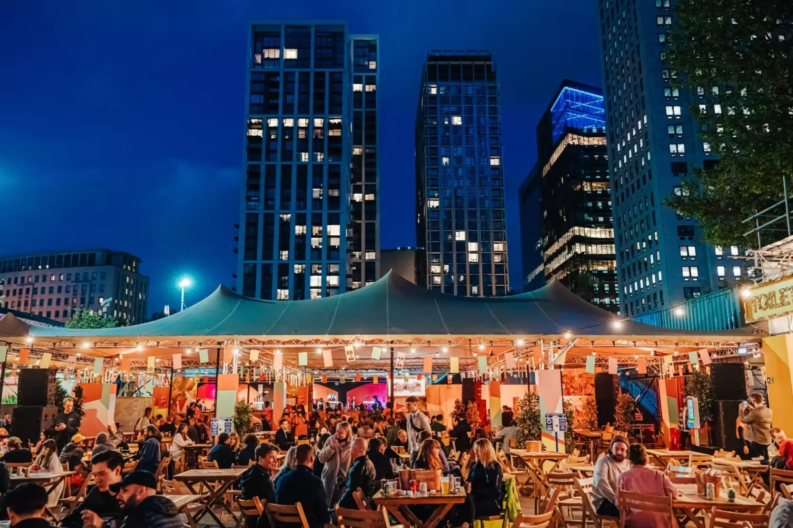 Between The Bridges Summer Party Venue Hire London Summer Party between-the-bridges-summer-party-venue-hire-london-summer-party