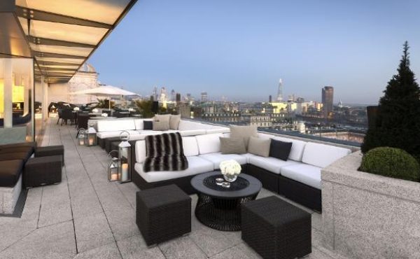 Radio-Rooftop-Summer-Party-Venues-2.jpg