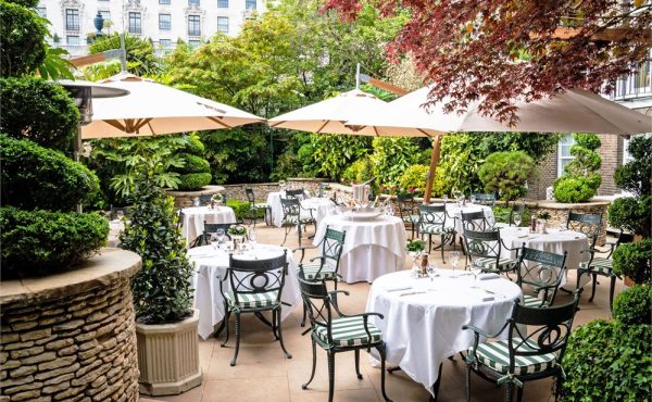 Ritz-Summer-Party-Venue-3.jpg