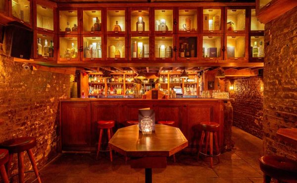 TT Liquor London Summer Party Venue